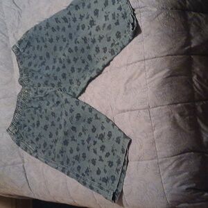 Woman Within Denim Capri with Floral Design Size 24WP